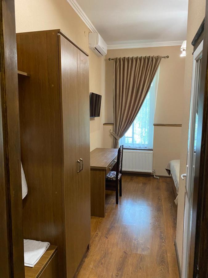 Grand Hotel Mohyliv-Podilskyi エクステリア 写真